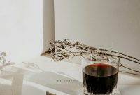 Wallpaper Clear Wine Glass on White Paper