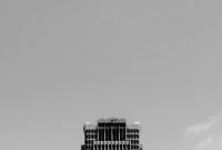 Wallpaper High Rise Building Under Gray Sky