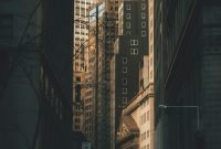 Wallpaper A City Street with Tall Buildings